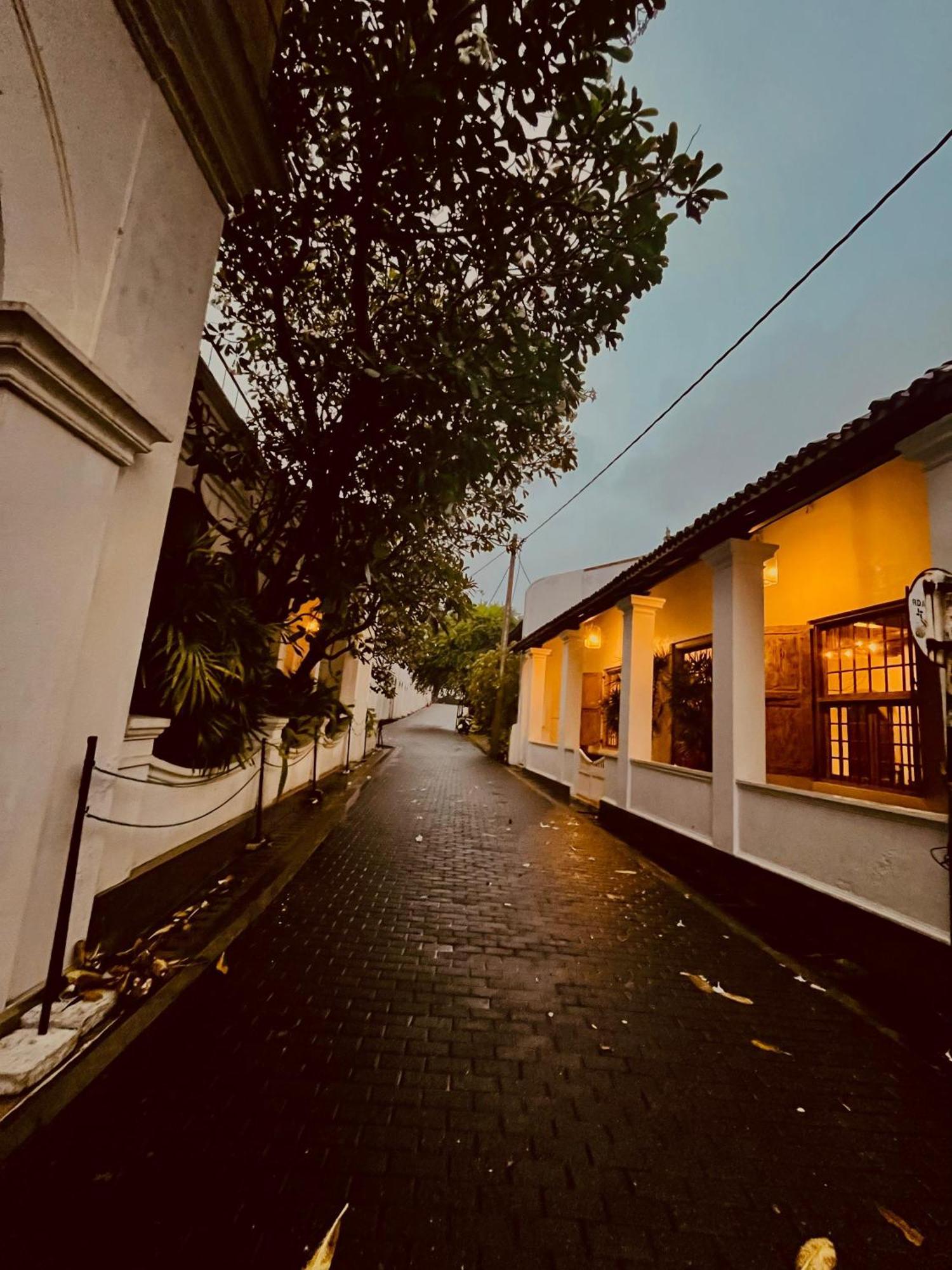 No 05 Middle Street
