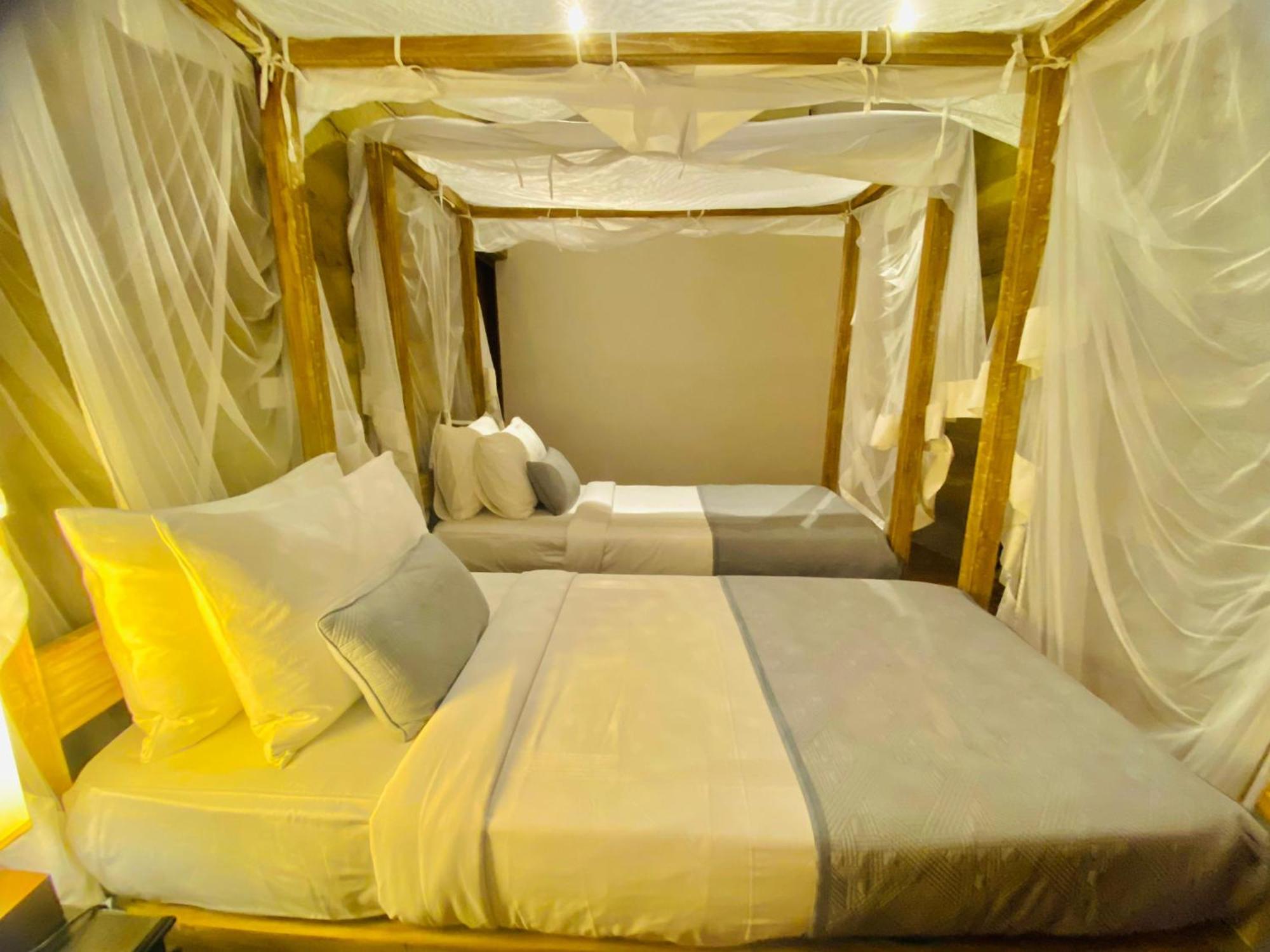 No 05 Middle Street Hotel 3*